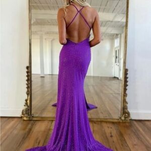 BerlinNova NWT Prom Purple Evening Metallic High Slit Mermaid Dress